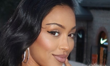 Ruby a furat privirile și la Istanbul, nu doar la București. Colanți mulați de piele, corset decoltat si transparent, atitudine de star