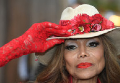 La Toya Jackson, mesaj îngrijorător pentru fani. Sora lui Michael Jackson a ajuns la doctor: „Sper ca totul să meargă bine”