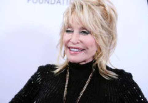 Dolly Parton, noi declarații după ce s-a confruntat cu probleme de sănătate: „Nu am timp să îmbătrânesc!”