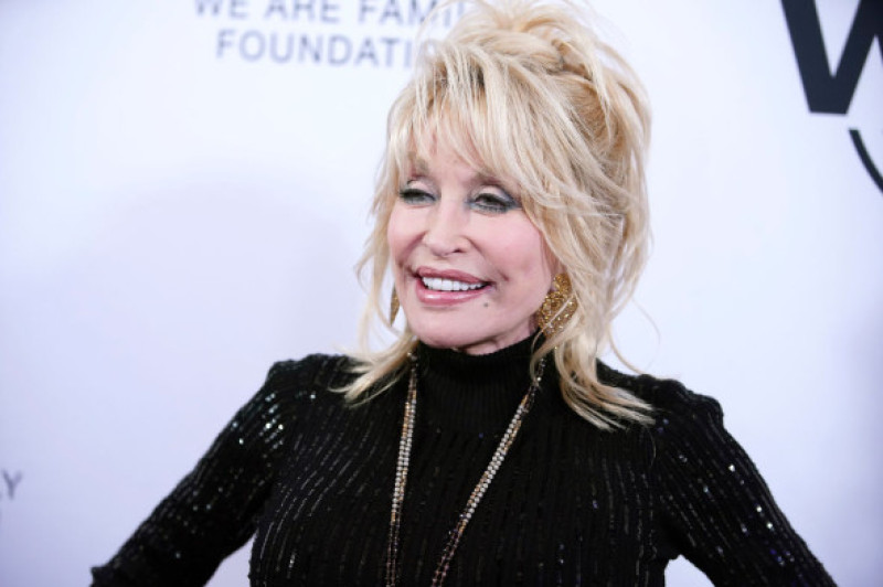 We Are Family Foundation Honors Dolly Parton &amp; Jean Paul Gaultier