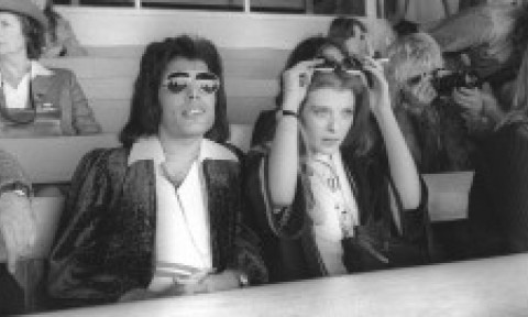 Cine este Mary Austin, marea iubirea a lui Freddie Mercury. Cum arată viața ei acum, la 34 de ani de la moartea liderului Queen