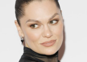 Jessie J face remarci acide la adresa fostului ei iubit, un actor celebru la Hollywood: Karma se întoarce. Tu ești bestia