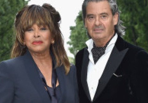 Erwin Bach, văduvul Tinei Turner, surprins cu o femeie misteroasă. Le-ar fi spus unor apropiați că e recunoscător pentru noua iubire