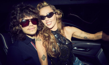 Cât ar costa inelul de logodnă al lui Miley Cyrus. Iubitul muzician, cu șase ani mai tânăr decât ea, vrea să o vadă mireasă