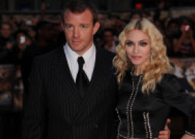 La aproape 20 de ani de la divorț, Madonna și Guy Ritchie au îngropat securea războiului. Cum au apărut cei doi împreună