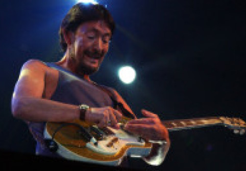 Chris Rea, cunoscut pentru piesa „Driving Home For Christmas”, a încetat din viaţă. Ce scria pe Facebook cu câteva ore înainte de deces