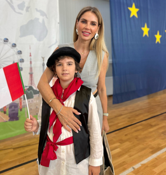 andreea banica si fiul ei