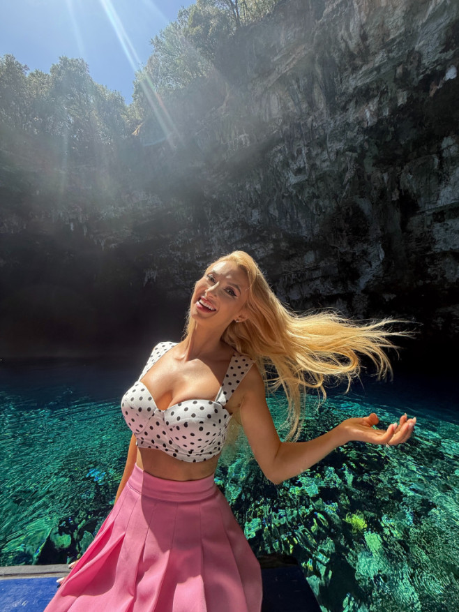 andreea balan vacanta in grecia (1)