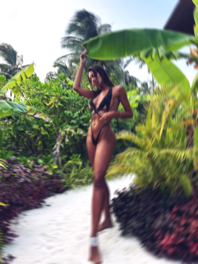 madalina ghenea (24)