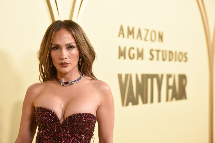 Vanity Fair And Amazon MGM Studios Celebrate Awards Season 2026 - Red Carpet