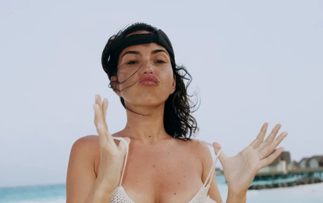 inna in costum de baie ianuarie 2026 (13)