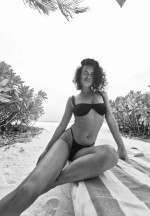 inna in costum de baie ianuarie 2026 (4)