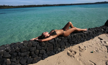 Jo, apariție relaxată și asumată în costum de baie: "Am slăbit câteva kile și am început cu figuri". Vacanță pe plajele din Thailanda