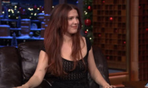 Nora lui Jon Bon Jovi, transformare radicală de look. Millie Bobby Brown, apariție inedită la premiile Joy