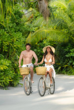 Nicole Scherzinger si iubitul (2)