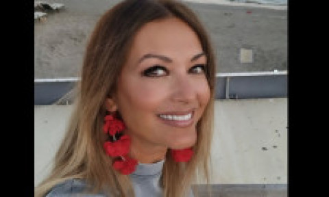 Cum arăta mama Ancăi Țurcașiu. Imaginea rară postată de artistă i-a impresionat pe fani: „Tulburător de frumoasă!”