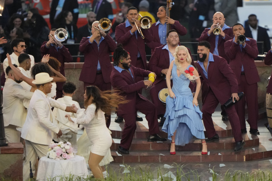 Apple Music Super Bowl LX Halftime Show