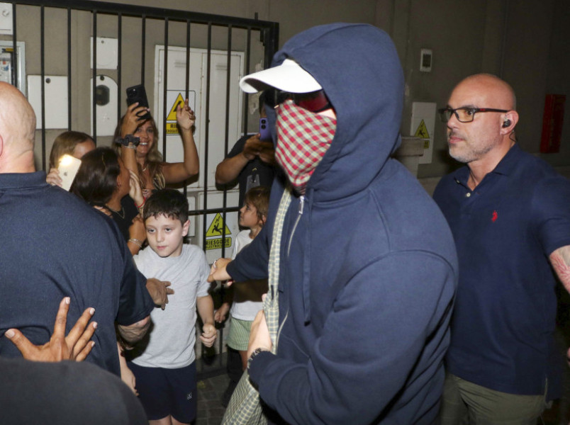 Bad Bunny și Gabriela Berlingeri/ Profimedia