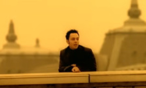 Cum arată azi, la 53 de ani, Darren Hayes de la Savage Garden. În 2025 a suferit un accident care l-a lăsat cu sechele