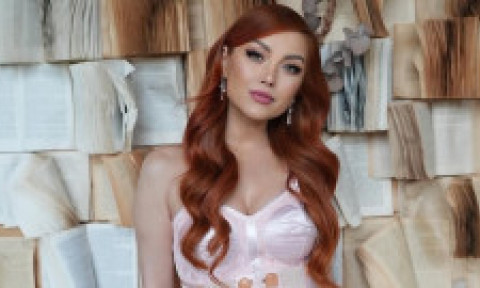 Elena Gheorghe, despre lupta cu kilogramele din copilărie: „Rămâi cu niște pitici pe creier”. Ce dietă ține la 40 de ani