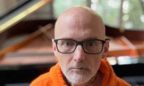 Moby spune că încă îi este greu să înțeleagă reacția lui Natalie Portman privind relația lor. Actrița a negat orice legătură romantică