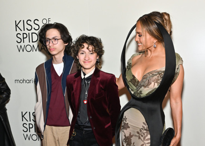 Jennifer Lopez alături de Max și Emme/ Profimedia