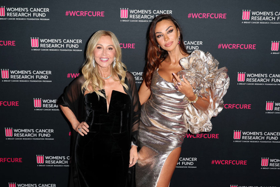 Anastasia Soare, Mădălina Ghenea