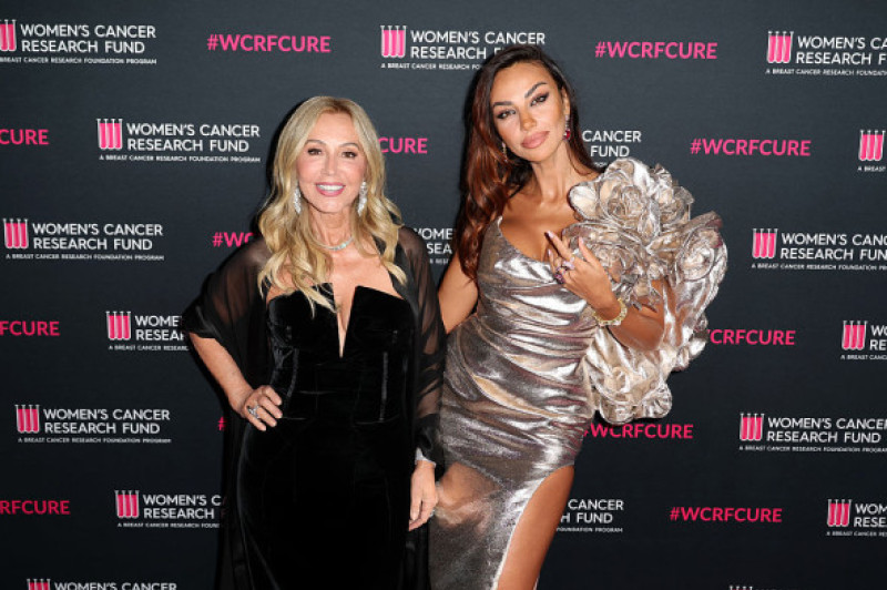 Anastasia Soare, Mădălina Ghenea