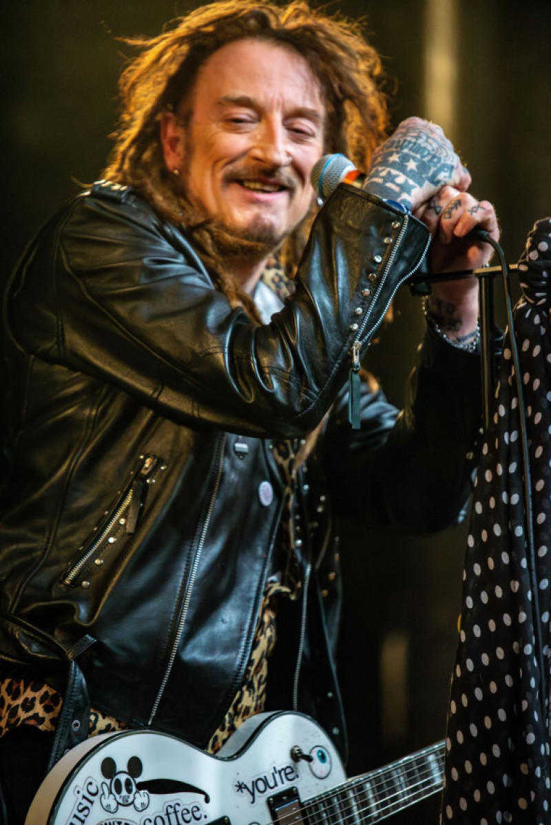 Nottingham, UK, 15 March 2025. Ginger Wildheart of The Wildhearts performing live on stage at Rock City. Credit: Gabi Kowal/Alamy Live News