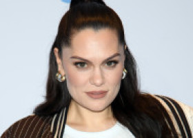 Jessie J s-a accidentat în timpul turneului din China: „Am crezut că mi-am rupt gâtul”. Artista a ajuns de urgență la spital