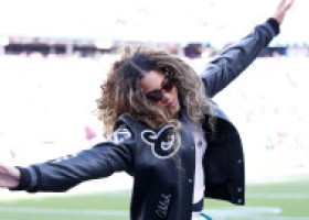 Jay-Z își apără fiica de criticii care cred că i se oferă totul pe tavă: „A muncit pentru asta”. Ce drum a ales puștoaica de 14 ani