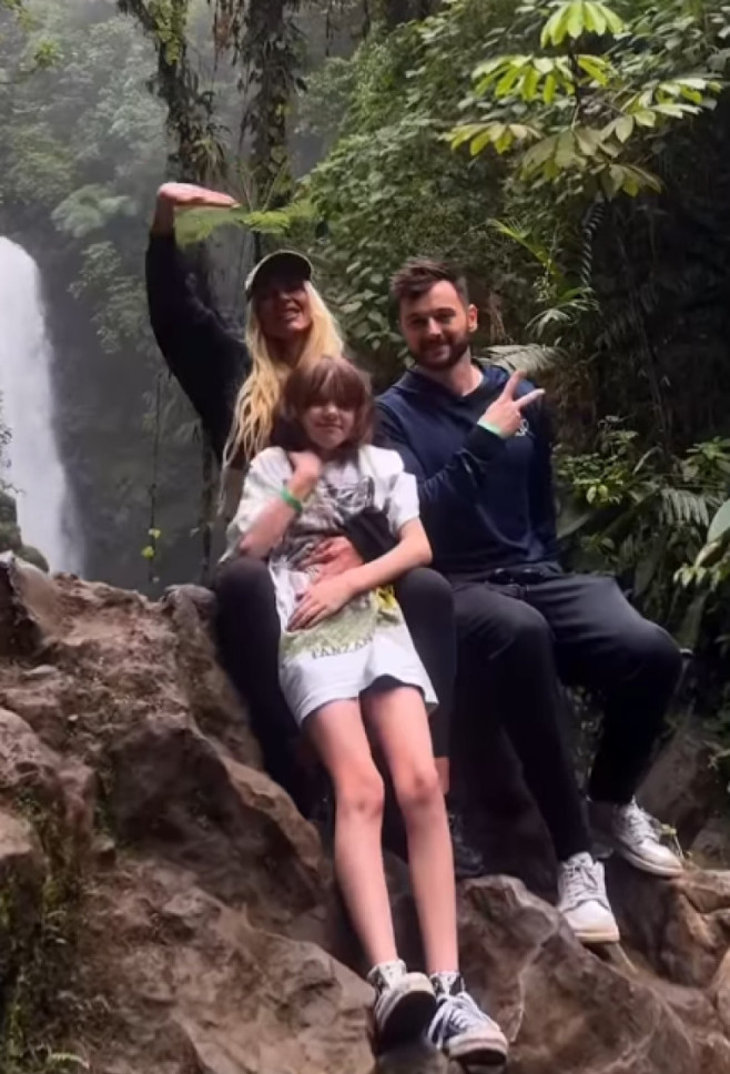 Christina Aguilera﻿ (9)