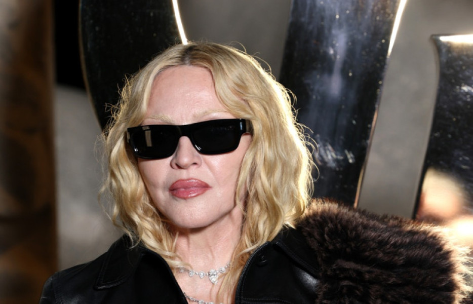 Saint Laurent: Photocall - Paris Fashion Week - Womenswear Spring/Summer 2026