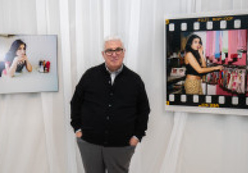 Tatăl lui Amy Winehouse pierde procesul intentat prietenelor cântăreţei. „Au profitat de situație”