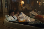 Jaafar Jackson îl interpretează pe Michael Jackson, iar Nia Long o interpretează pe Katherine Jackson în filmul „Michael ”/ Profimedia