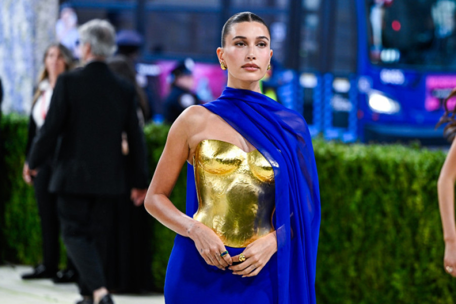 Hailey Bieber