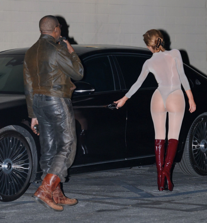 PREMIUM EXCLUSIVE Kanye West and Bianca out for movie night