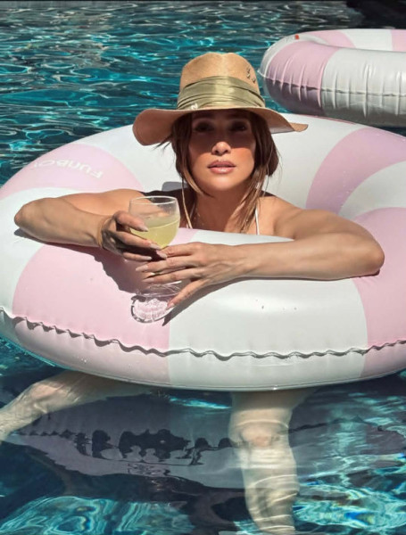 jlo (41)