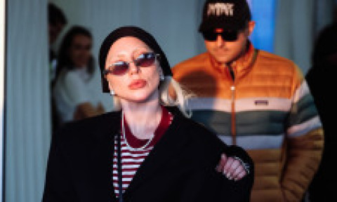 Lady Gaga, în culmea fericirii de când a devenit mamă. Artista și logodnicul ei sunt topiți: „Este combinația perfectă dintre ei”