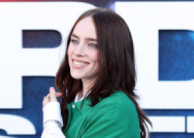 Schimbare radicală de look pentru Billie Eilish. Noua coafură cu care a strâns peste 7 milioane de inimioare