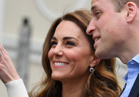 Cum se comportă prințul William cu Kate Middleton atunci când nu-i vede nimeni. Gestul pe care îl face în fiecare noapte