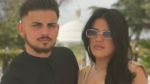 O tânără de 21 de ani a murit cu puțin timp înainte de nuntă, după o intervenție de mărire a sânilor. Familia e devastată