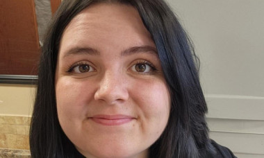 Viața dublă a unei învățătoare. Cu ce se ocupă tânăra de 22 de ani după ce pleacă de la școală: "Nu vorbesc prea mult despre asta"