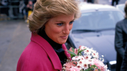 Fratele mai mic al prințesei Diana spune că moartea surorii sale s-a simțit precum o "amputare": "Am vrut mereu să o protejez"