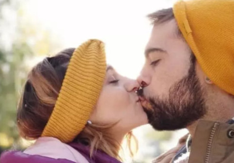 Sunt frați vitregi, dar formează un cuplu și au doi copii împreună. Acum vor să se căsătorească: "Ni s-a spus că o să ardem în iad"