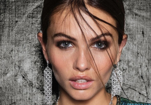 Thylane Blondeau, supranumită cea mai frumoasă fată din lume, s-a logodit la 24 de ani. Cine este bărbatul care i-a cucerit inima