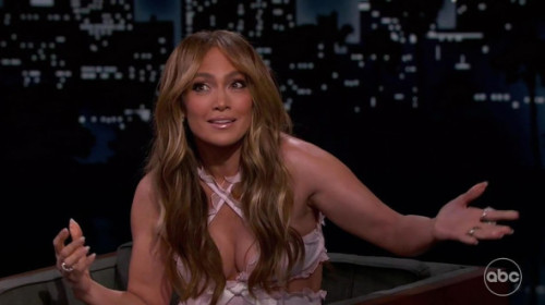 Jennifer Lopez, adevărul despre cum reușește să se mențină în formă la 53 de ani. De ce se trezește înainte de 5 dimineața