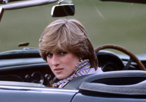 Ce fac și cum arată acum surorile prințesei Diana. Una dintre ele a avut o relație scurtă cu regele Charles