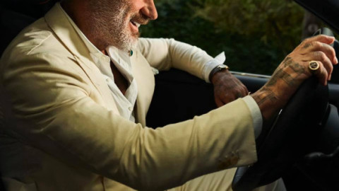 Gianluca Vacchi, pictorial de senzație alături de partenera lui mai tânără cu 27 de ani decât el. Imaginile i-au cucerit pe fani