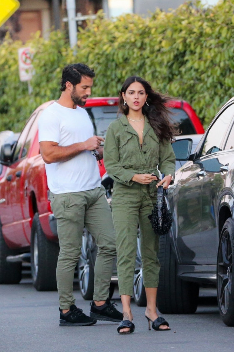 *EXCLUSIVE* Eiza Gonzales steps out to dinner with new boo, Lacrosse pro, Paul Rabil at Plant Food + Wine vegan restaurant in Venice Beach
